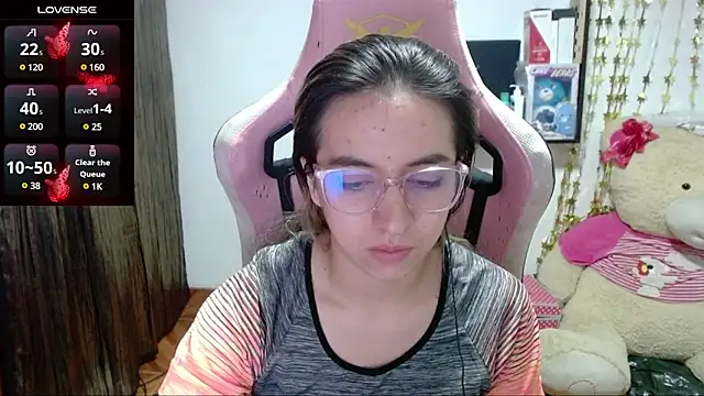 Snapshot of Maggie_Fox3 chatting on 03-15-25, 11:28 Maggie Fox3 online show from 03-15-25, 11:28