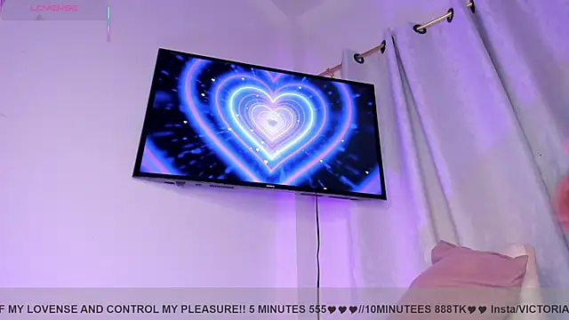 VictoriaVX online show from 09-20-25, 01:06