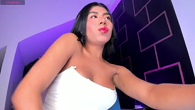 VictoriaVX online show from 12-19-25, 06:53