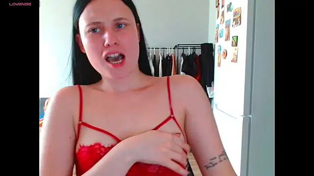 VikiKelt online show from 05-15-26, 12:56