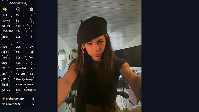 stormytt  online show from 02-19-25, 12:33