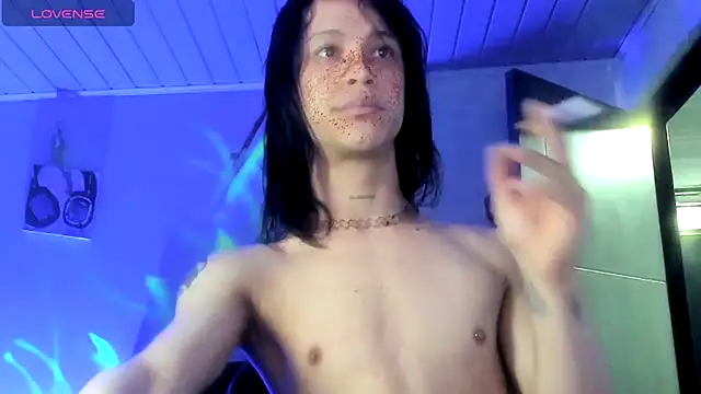 Snapshot of stormytt_ chatting on 11-14-25, 09:35 stormytt online show from 11-14-25, 09:35