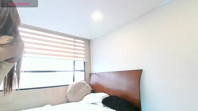 stormytt  online show from 04-27-26, 09:02