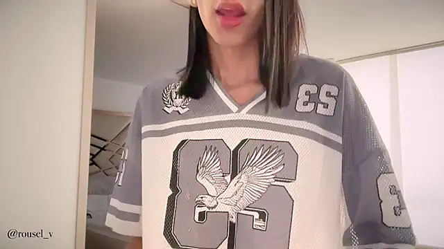 Snapshot of aaronKeller chatting on 10-14-25, 07:58 aaronKeller online show from 10-14-25, 07:58