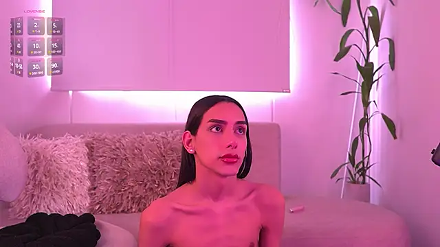 Snapshot of aaronKeller chatting on 10-25-25, 02:13 aaronKeller online show from 10-25-25, 02:13