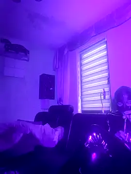 Crystalbitchx online show from 10-19-25, 06:58