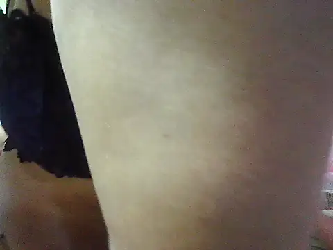 Snapshot of Alora-shine chatting on 02-23-25, 04:39 Alora-shine online show from 02-23-25, 04:39