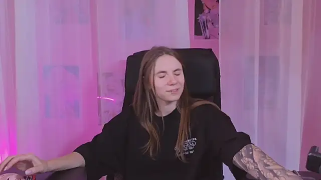  AnnaStark  online show from 03-09-25, 01:14