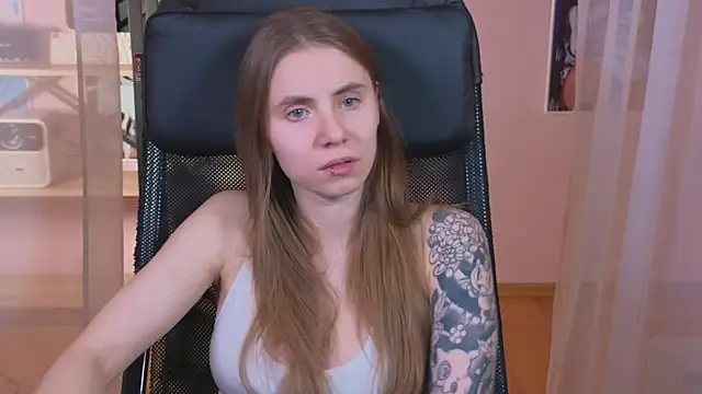  AnnaStark  online show from 09-30-25, 07:41