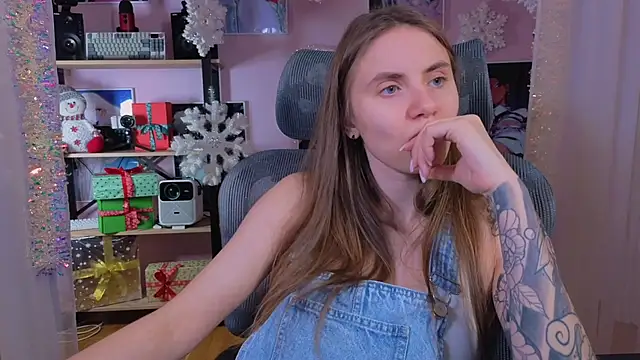  AnnaStark  online show from 12-17-25, 08:48