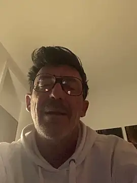 Snapshot of maxximere chatting on 03-29-26, 10:10 maxximere online show from 03-29-26, 10:10