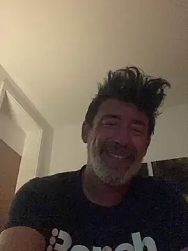 Snapshot of maxximere chatting on 04-16-26, 01:28 maxximere online show from 04-16-26, 01:28