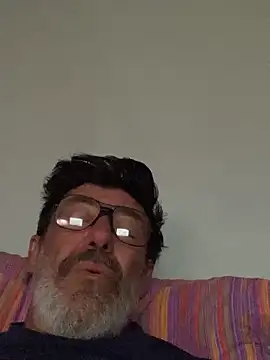 Snapshot of maxximere chatting on 04-28-26, 06:46 maxximere online show from 04-28-26, 06:46