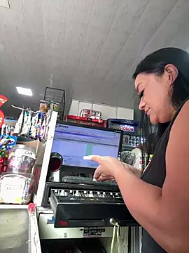 Snapshot of Indira_Nahali1 chatting on 03-07-25, 06:00 Indira Nahali1 online show from 03-07-25, 06:00