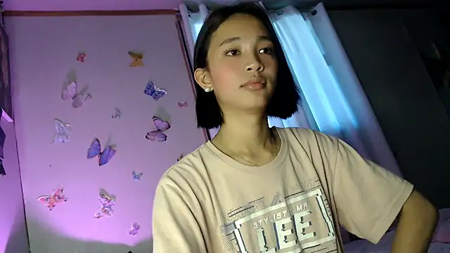 Snapshot of Angel_Morgan69 chatting on 03-08-25, 01:39 Angel Morgan69 online show from 03-08-25, 01:39