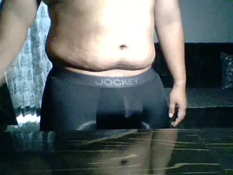 Wildguycums online show from 11-01-25, 04:42