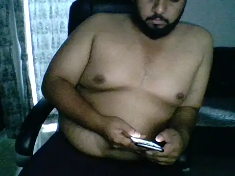 Wildguycums online show from 05-16-26, 05:23