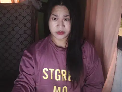 Snapshot of Hugeladycockmarga chatting on 12-16-25, 10:37 Hugeladycockmarga online show from 12-16-25, 10:37