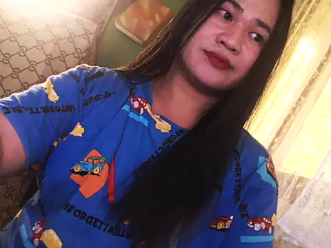 Hugeladycockmarga online show from 01-15-26, 12:26