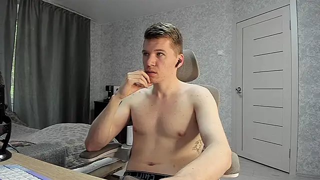 Bananas dick online show from 05-14-26, 07:15