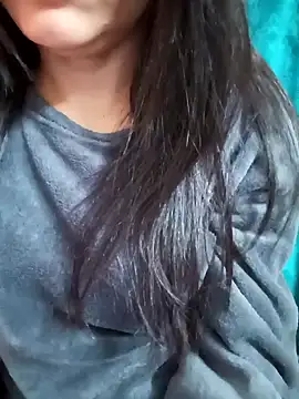 Snapshot of Beautiful_xxo chatting on 12-17-24, 05:15 Beautiful xxo online show from 12-17-24, 05:15