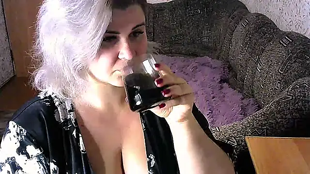 Snapshot of Sexyspicyass chatting on 09-27-25, 05:51 Sexyspicyass online show from 09-27-25, 05:51