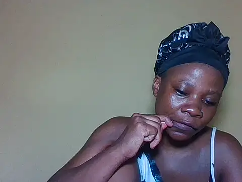 Snapshot of Sweetbaby004 chatting on 06-09-26, 10:43 Sweetbaby004 online show from 06-09-26, 10:43