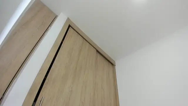 candyhotsquirt xx online show from 10-09-25, 11:03