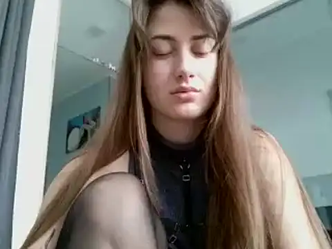 Snapshot of Natalia_Daysie chatting on 03-01-25, 12:23 Natalia Daysie online show from 03-01-25, 12:23