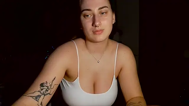 Snapshot of Natalia_Daysie chatting on 01-05-26, 08:34 Natalia Daysie online show from 01-05-26, 08:34