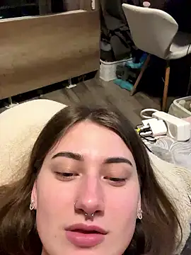 Snapshot of Natalia_Daysie chatting on 01-11-26, 08:03 Natalia Daysie online show from 01-11-26, 08:03