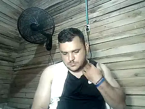 Arcangel 05 online show from 04-14-26, 01:33