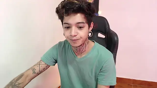 Snapshot of saad_man chatting on 12-06-24, 06:28 saad man online show from 12-06-24, 06:28