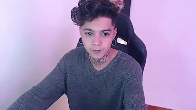 Snapshot of saad_man chatting on 12-28-24, 06:08 saad man online show from 12-28-24, 06:08