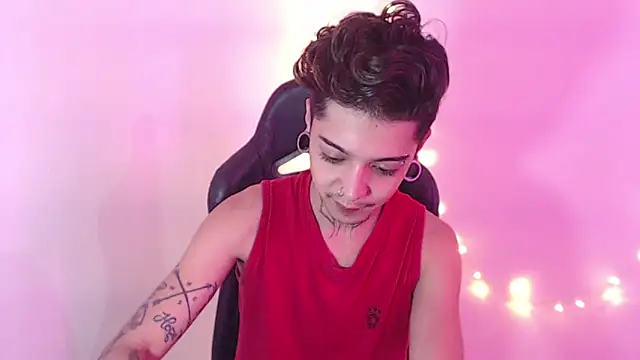 Snapshot of saad_man chatting on 01-15-25, 08:09 saad man online show from 01-15-25, 08:09