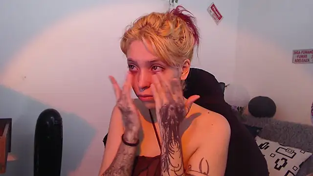 MaryJannes online show from 11-29-25, 01:25