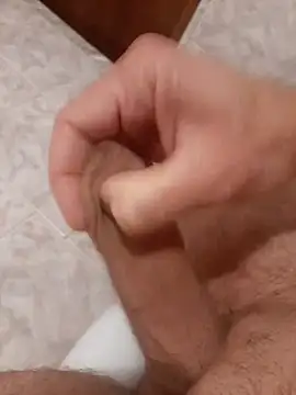 Alex 7422 online show from 10-20-25, 12:49