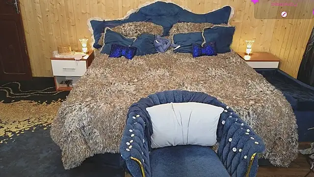 Snapshot of VanessaDoyle chatting on 02-01-25, 09:29 VanessaDoyle online show from 02-01-25, 09:29