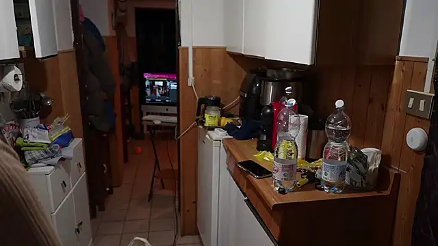 Snapshot of VanessaDoyle chatting on 11-24-25, 05:56 VanessaDoyle online show from 11-24-25, 05:56