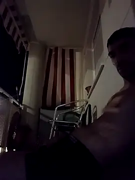 Snapshot of Ths005 chatting on 09-16-25, 01:06 Ths005 online show from 09-16-25, 01:06