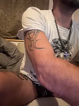 Snapshot of Sweetmar chatting on 12-14-25, 10:36 Sweetmar online show from 12-14-25, 10:36