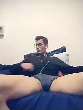 Snapshot of BIG___BEN chatting on 01-01-25, 03:35 BIG BEN online show from 01-01-25, 03:35