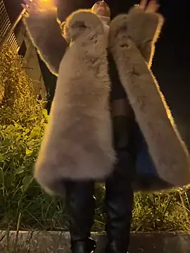 Zeyna1 online show from 12-30-24, 11:28