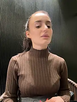 Zeyna1 online show from 01-04-25, 12:16