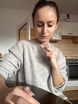 Zeyna1 online show from 10-11-25, 01:20