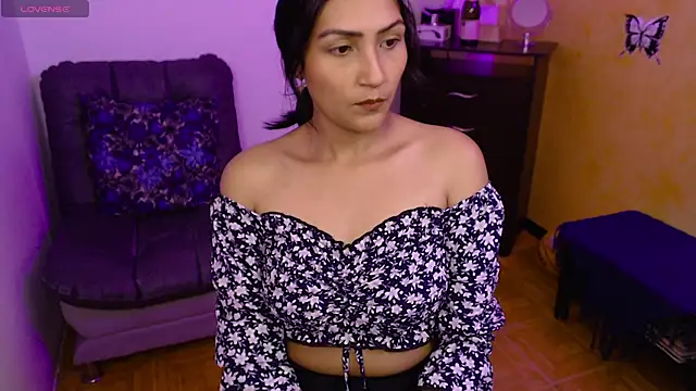 Snapshot of leah-666 chatting on 01-26-25, 01:36 leah-666 online show from 01-26-25, 01:36