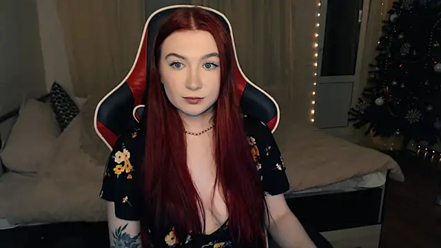 Snapshot of Cute_lina chatting on 12-26-24, 11:13 Cute lina online show from 12-26-24, 11:13