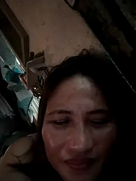 Snapshot of Amazing_Angel22 chatting on 02-25-25, 02:58 Amazing Angel22 online show from 02-25-25, 02:58