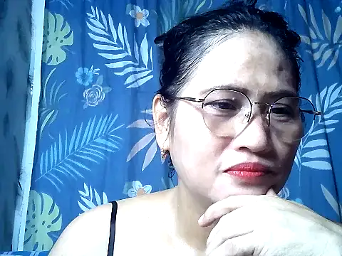 Snapshot of Amazing_Angel22 chatting on 10-08-25, 02:36 Amazing Angel22 online show from 10-08-25, 02:36