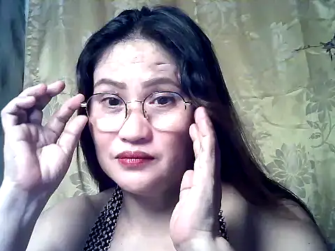 Snapshot of Amazing_Angel22 chatting on 11-06-25, 02:51 Amazing Angel22 online show from 11-06-25, 02:51